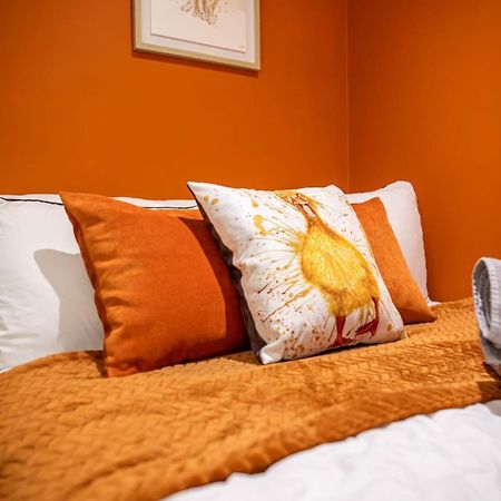 Corner Studio Apartment In Sheffield Exterior foto