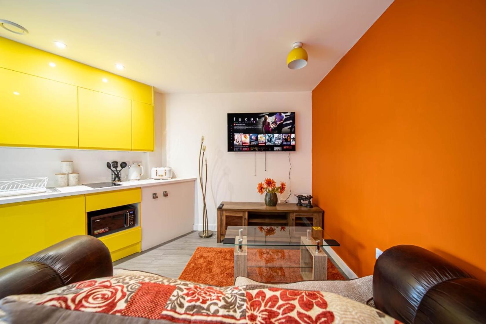 Corner Studio Apartment In Sheffield Exterior foto